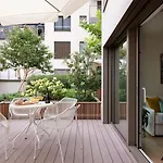 アパートホテル The - Luxury Serviced 5*