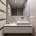 アパートホテル The - Luxury Serviced 5*