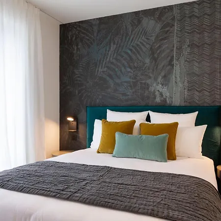 The - Luxury Serviced 5*