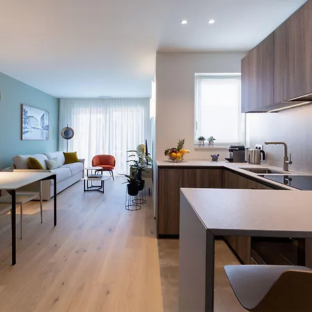 The - Luxury Serviced Ξενοδοχείο με διαμερίσματα