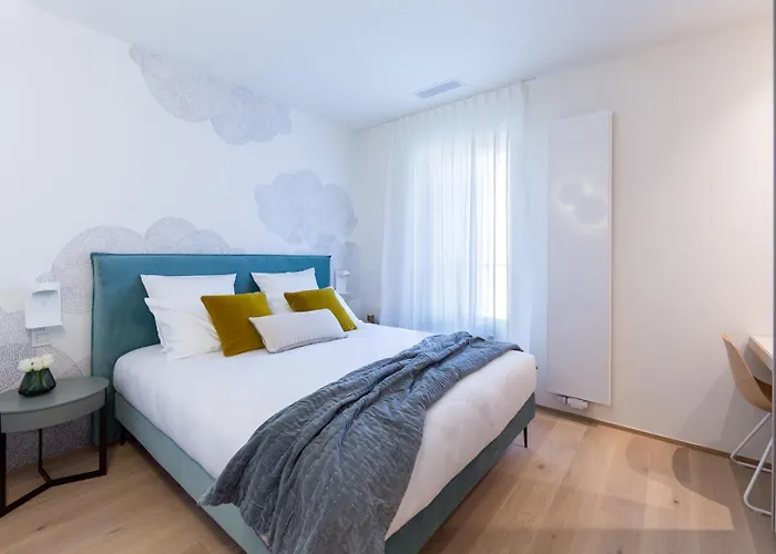 The - Luxury Serviced 5*