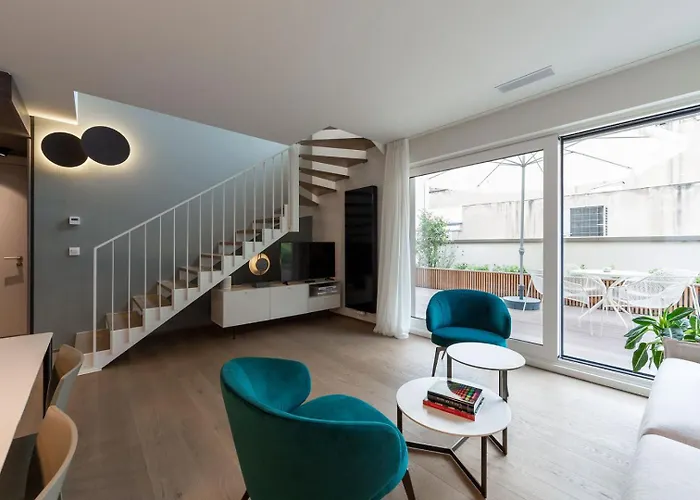 Hotel apartamentowy The - Luxury Serviced 5*