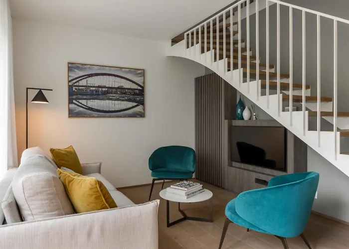 Hotel apartamentowy The - Luxury Serviced