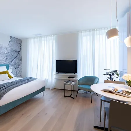The - Luxury Serviced 5* Люксембург